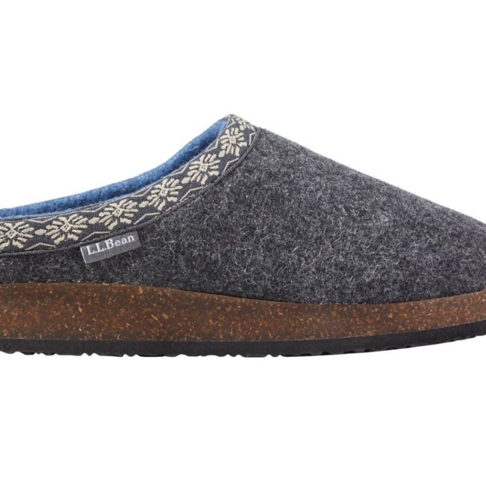 L.L. Bean women’s clog slippers